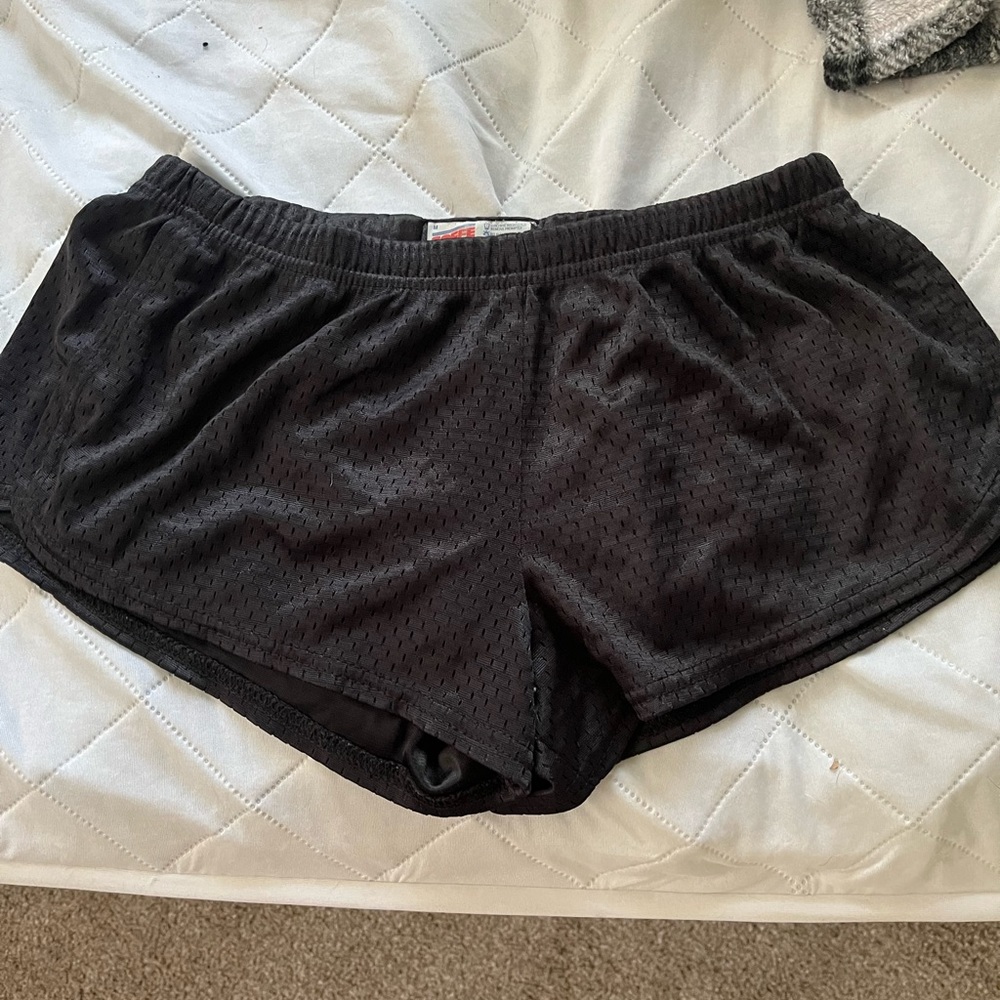Medium shorts they do run short.